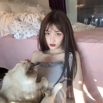 劳拉·马尔斯的眼睛